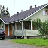 Nuppulanranta cottage by lake