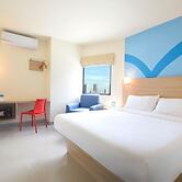 Hop Inn Hotel Aseana City