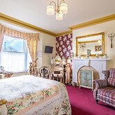 Creston Villa Guest House