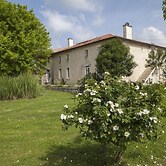 Château Pierre de Montignac