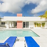 Boca Catalina Modern Villa