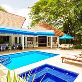 Unlimited Luxury Laureanne's Villa