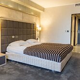 Cosmopolitan Hotel & Wellness