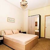 ApartLux Kremlyovskaya