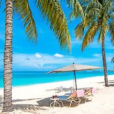 The Colonial Club, Oceanfront Condos