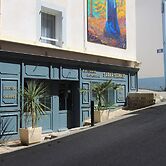Residence Hoteliere Sarah Bernard