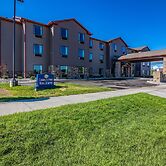 Cobblestone Hotel & Suites - Victor