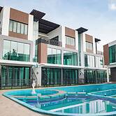 Hermitage Boutique House