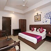 OYO 3697 Hotel Rivieraa