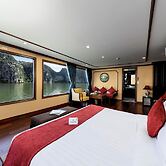 Verdure Lotus Grandeur Cruise on Ha Long Bay
