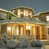 Premium Village Residence