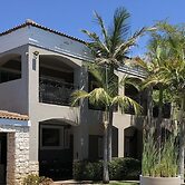 African Palm Cottage