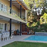 Umhlanga Lodge -No children