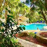 Riverside Apartments By The Beach