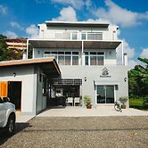 The Lake House Ko Yo