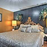 Presley's Penthouse 2BR Branson Resort Condo