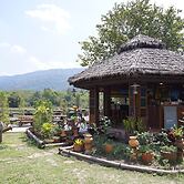 Phuruarounmai Resort