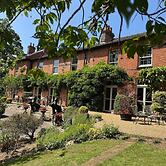 Scarborough Hill Country Inn