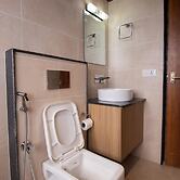 Everest Manla Resort