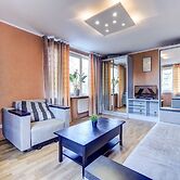 AG Apartment Bolshevikov 5