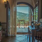 To Stefani tis Makrinas