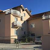 Maretsol Vacation House