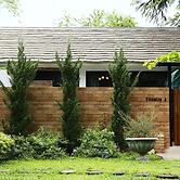 Ginger Bread House - Pet Lover Resort