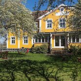 Mjällbyhus Pensionat & Stugby