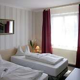 Bavaria Safari Hotel