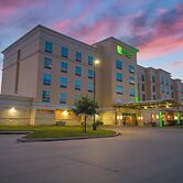 Holiday Inn & Suites Houston NW - Vintage Park Area by IHG