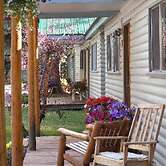 Redstone Cliffs Lodge