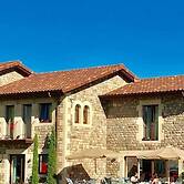 La Fuentona De Santillana