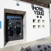 Hotel Yerri
