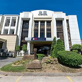 Capital O 176 Bliss Hotel