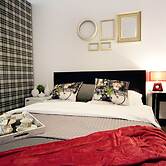 Golden Sun Apartments- Polanki