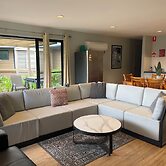 Condo 105 at Horizons Golf Resort - Salamander Bay NSW