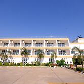 Thatphanom River View Hotel