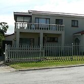 Heroldsbaai Holiday Home
