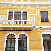 Los Canaritos Guest-House