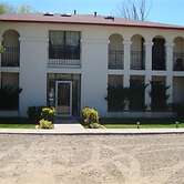 Tavares Inn