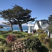 Agate Cove Inn