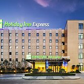 Holiday Inn Express Shaoxing Paojiang by IHG