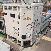 Hotel Ggulzam