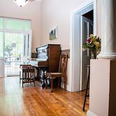 Petal's Place Guest House