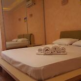 Beach & Clubs Apartments Mamaia