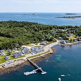 Bluebird Ocean Point Inn