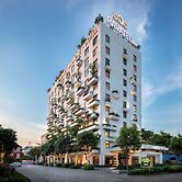 Ravatel Luxury Hotel Bac Giang