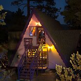 Hicksville Pines Chalets & Motel