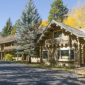 Timbercreek #8b 2 Bedroom Home by RedAwning