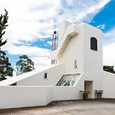 National Award Winner with Stunning View